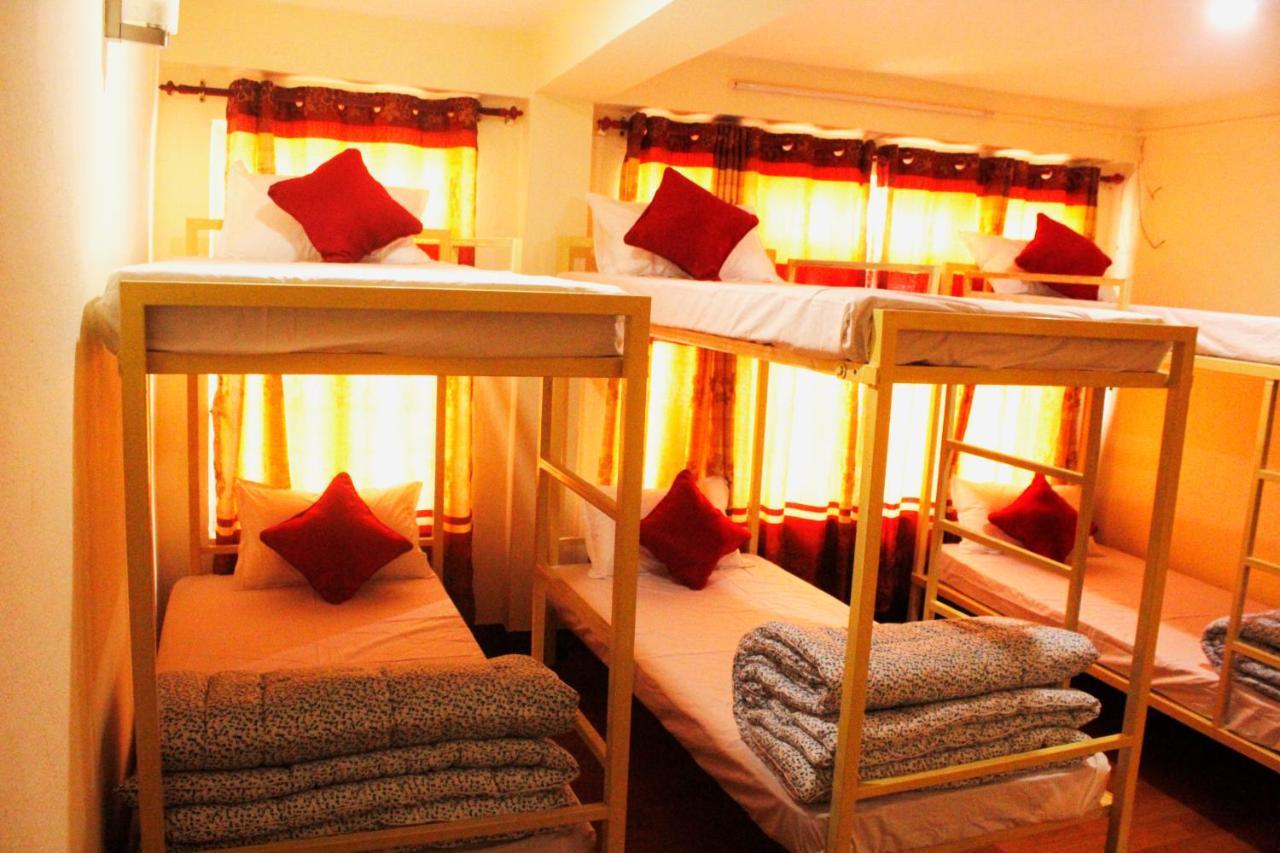 Mountain Backpackers Hostel Catmandu Exterior foto